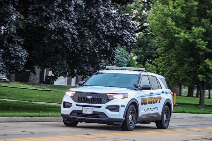 Robbing A Cop Car? AR-15 Stolen from Kane County Sheriff’s Deputy Parked Squad Car
